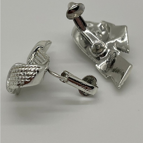 A Pair of Silver-Tone Clip-On Coro Signed Ribbon Earrings - Picture 5 of 5